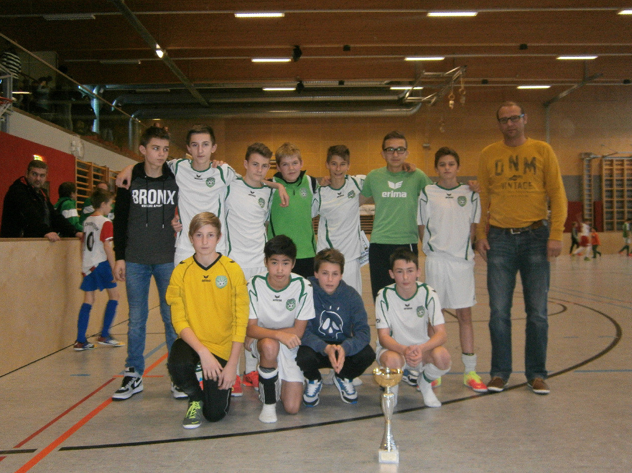 1.Platz FC Pasching 3. Donauschwaben Hallen Cup 2014 V1
